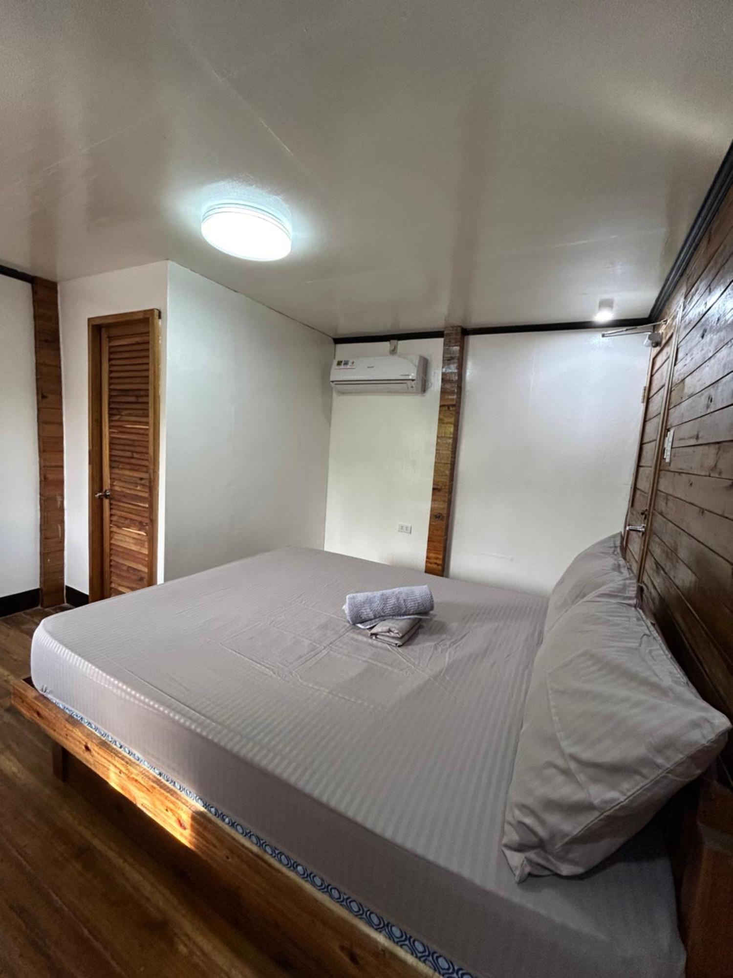 Islanders Hostel Port Barton سان فيسنتي المظهر الخارجي الصورة