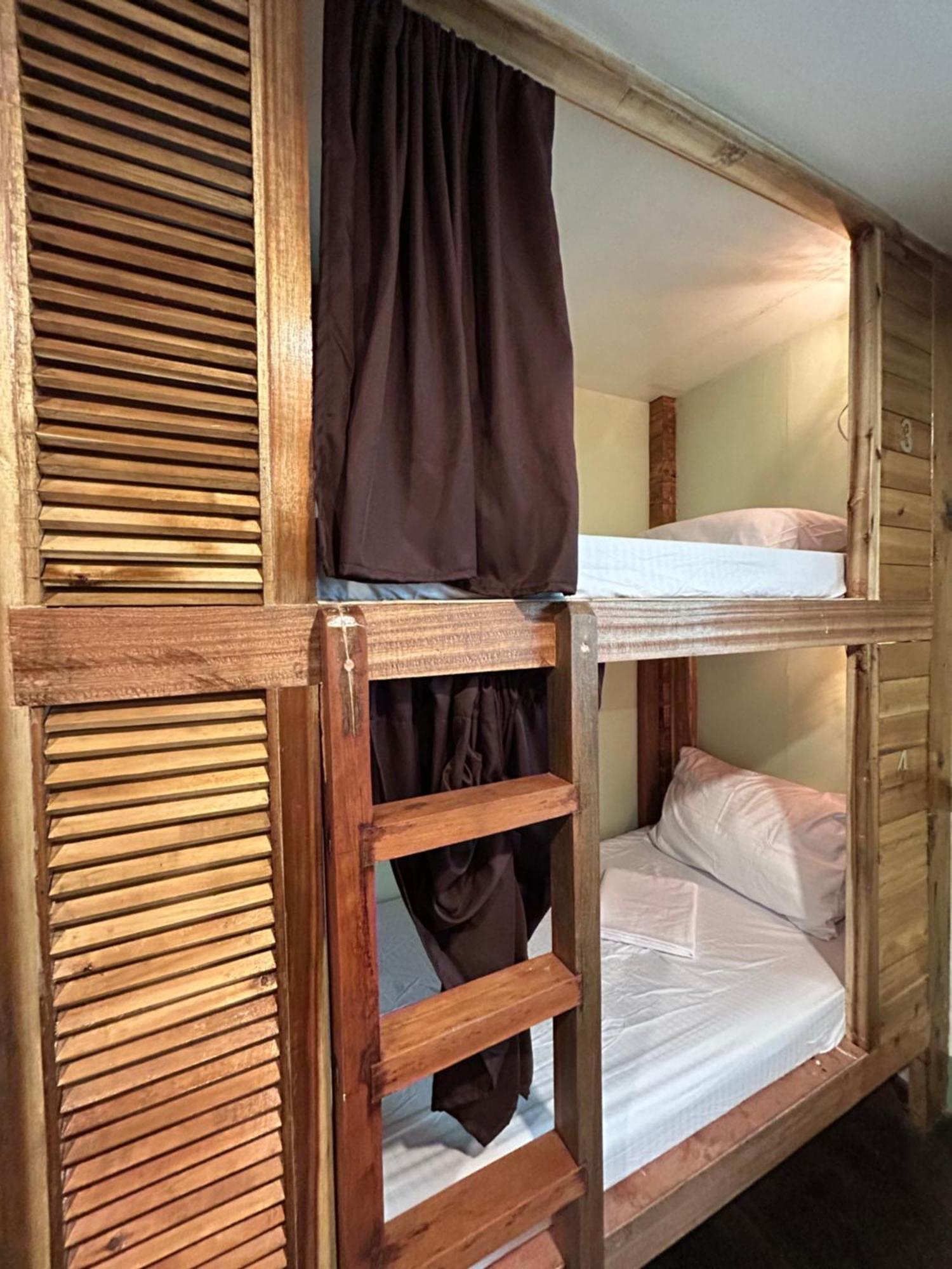 Islanders Hostel Port Barton سان فيسنتي المظهر الخارجي الصورة