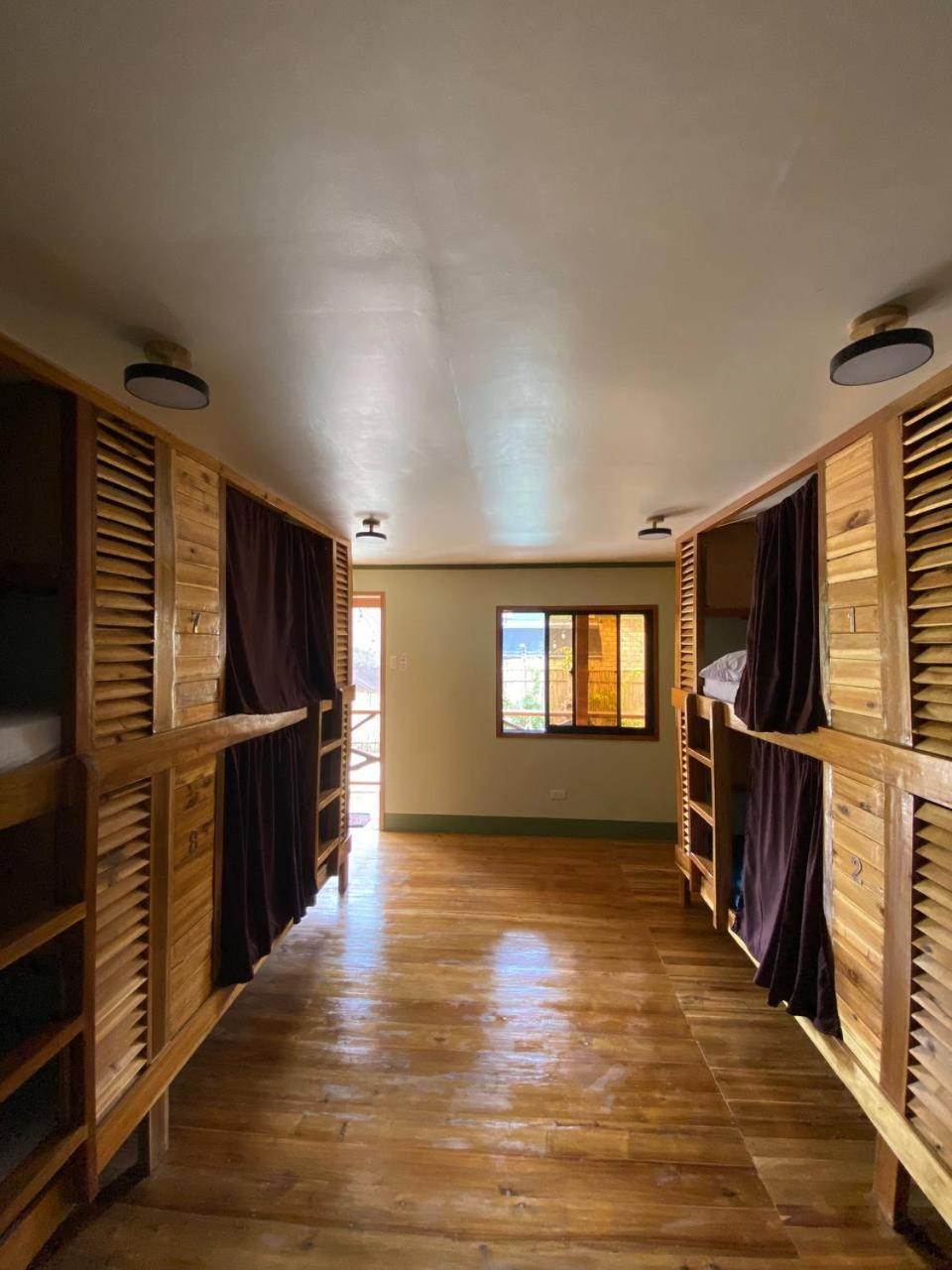 Islanders Hostel Port Barton سان فيسنتي المظهر الخارجي الصورة